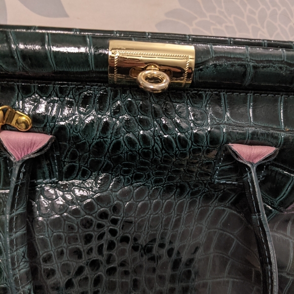 Genuine leather Italian bag - Picture 2 of 4